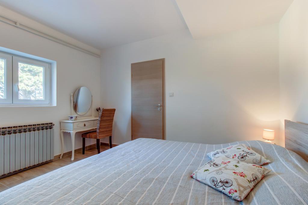 Apartment Senka Mali Lošinj Kültér fotó